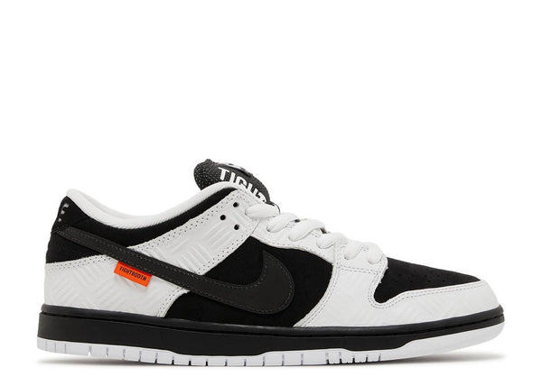 NIKE SB TIGHTBOOTH DUNK NEW
